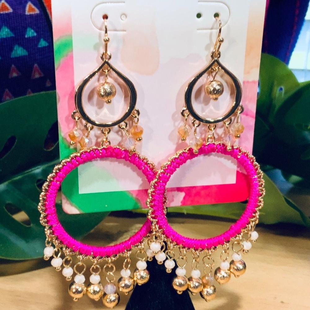 LILLY PULITZER NWT EARRINGS BEACHCOMBER Gypsy Boho HOT PINK ⭐️DANGLING /Pierced - Picture 10 of 16